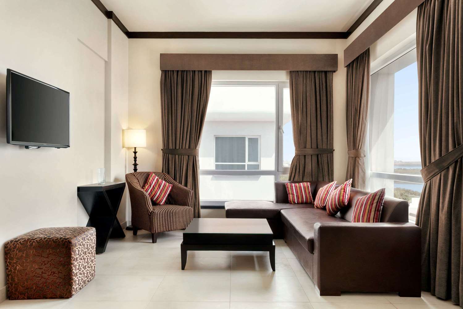 Ramada By Wyndham Karachi Creek Hotel Екстериор снимка